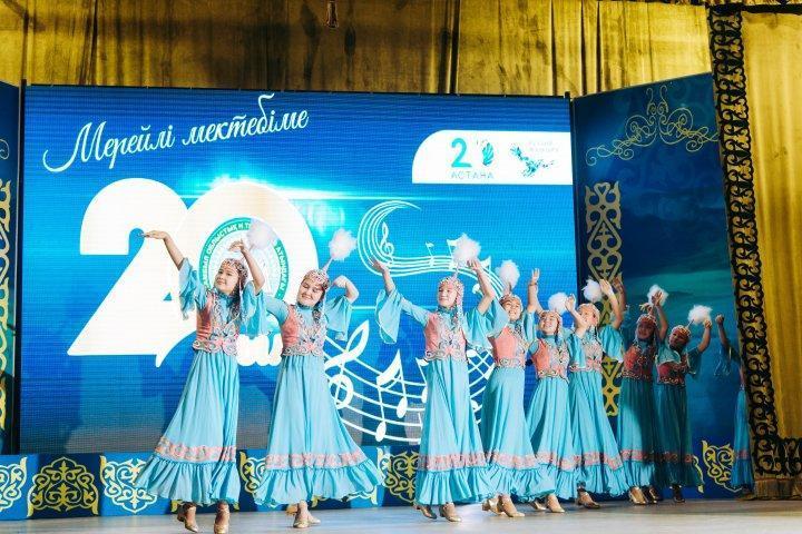 Встреча выпускников и педагогов школы-интерната  Нургисы Тлендиева.